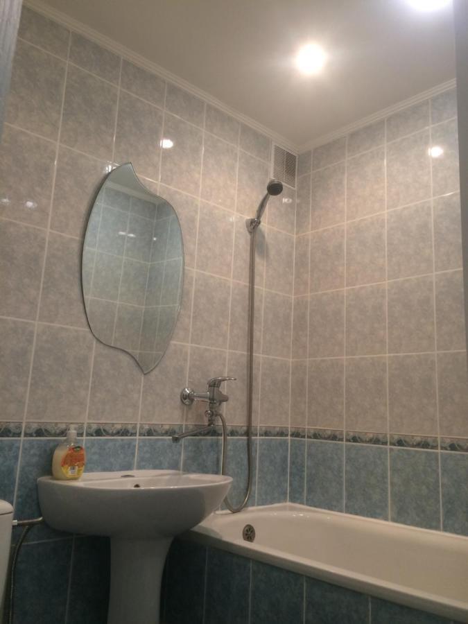 Apartamento Проспект Металлургов 9 Krivói Rog Exterior foto